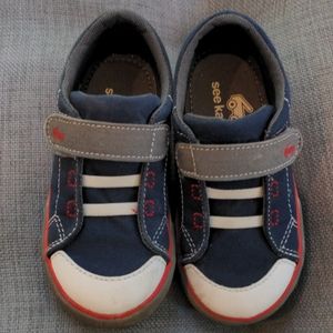 See Kai run basics sneaker